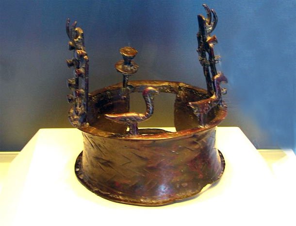 The World’s Most Ancient Crown was Found in the Dead Sea