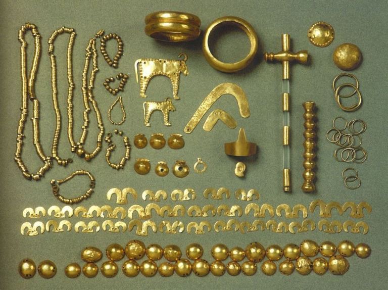 THE “OLDEST GOLD OF MANKIND” WAS FOUND IN THE VARNA NECROPOLIS – MOST INTERESTING THINGS