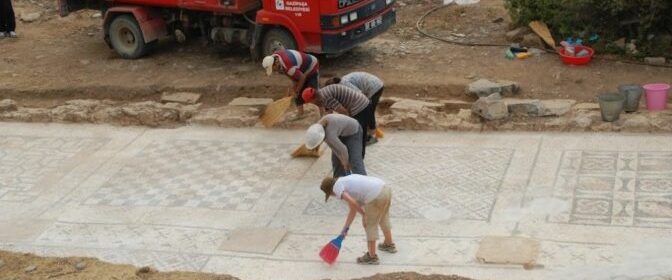 Amazing Roman mosaic discovered in Southern Turkey