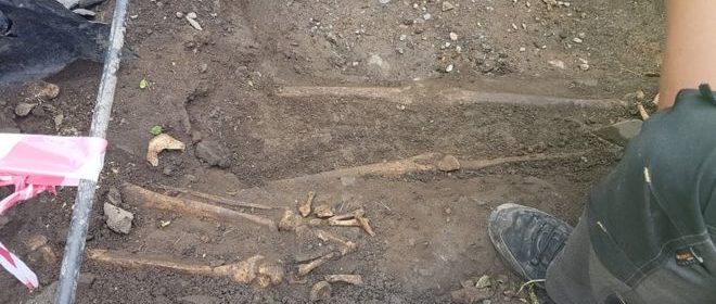 skeletons found on medieval battlefields