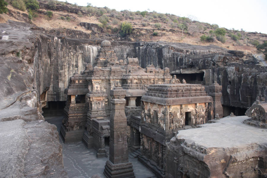 1200 YEARS OLD ANCIENT HINDU TEMPLE CARVED ENTIRELY FROM A SINGLE ROCK