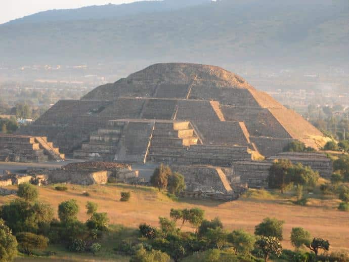 A 2,000-Year-Old Green Mask Has Been Found Inside The Ancient “Pyramid ...