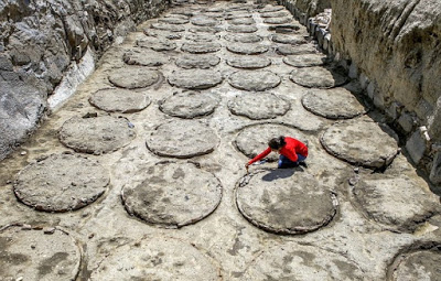 2,800-year-old Urartu storage jars discovered in eastern Turkey