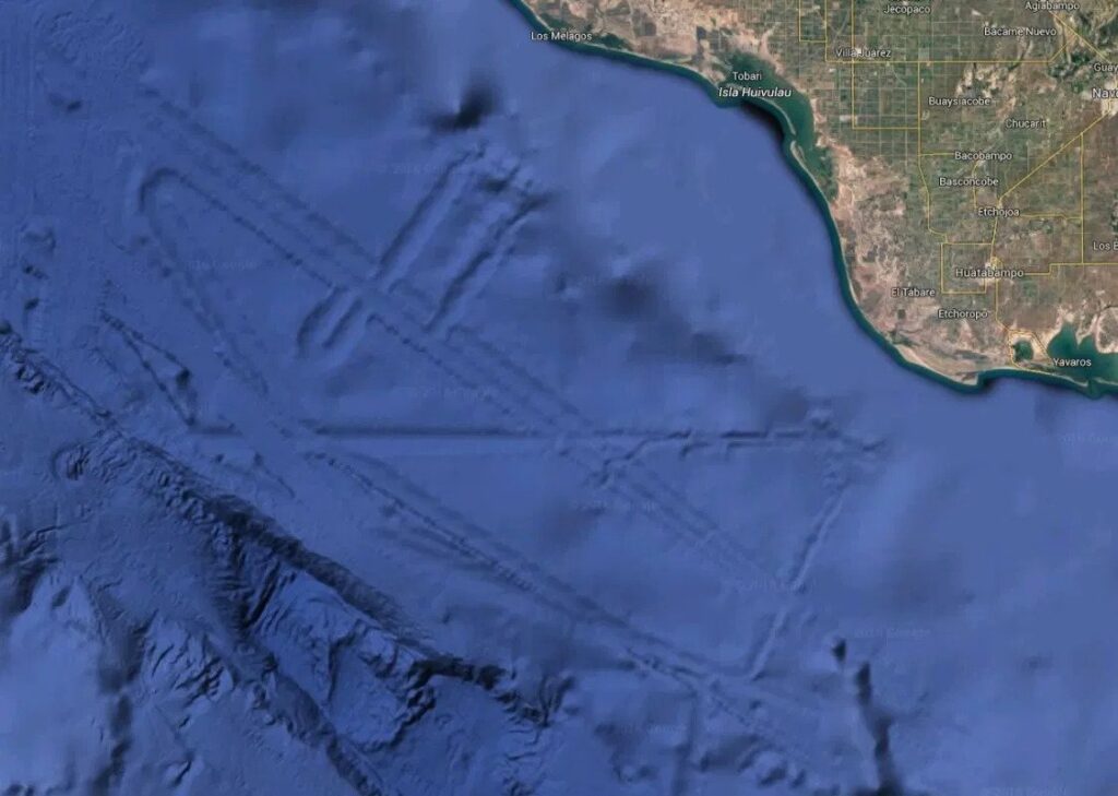 Alien spotters have claimed a gigantic Atlantis-style alien city is hidden beneath the waters of the Gulf of California